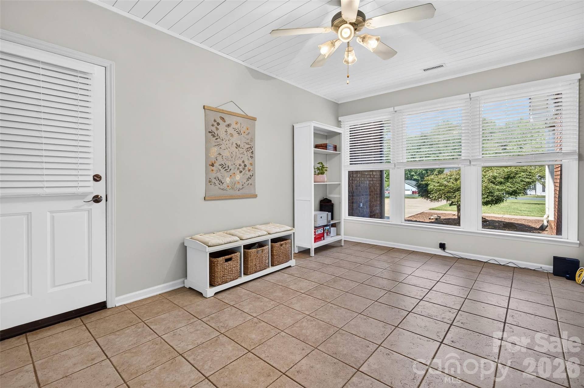 171 Pleasant Drive, Statesville, NC 28677 Sunroom just off the kitchen