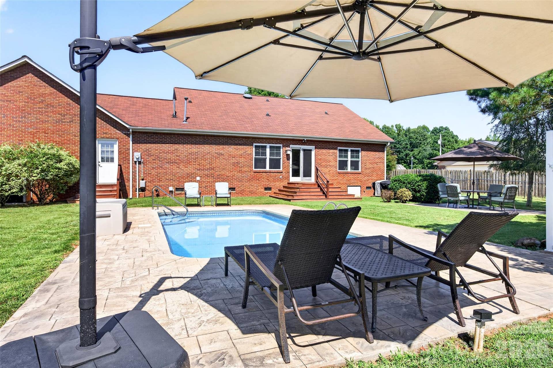 171 Pleasant Drive, Statesville, NC 28677 Relax and Enjoy your own Private Pool
