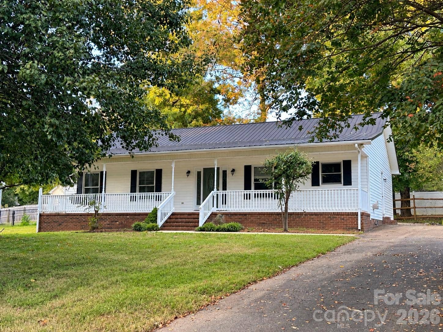 7861 Sarah Drive, Denver, NC 28037