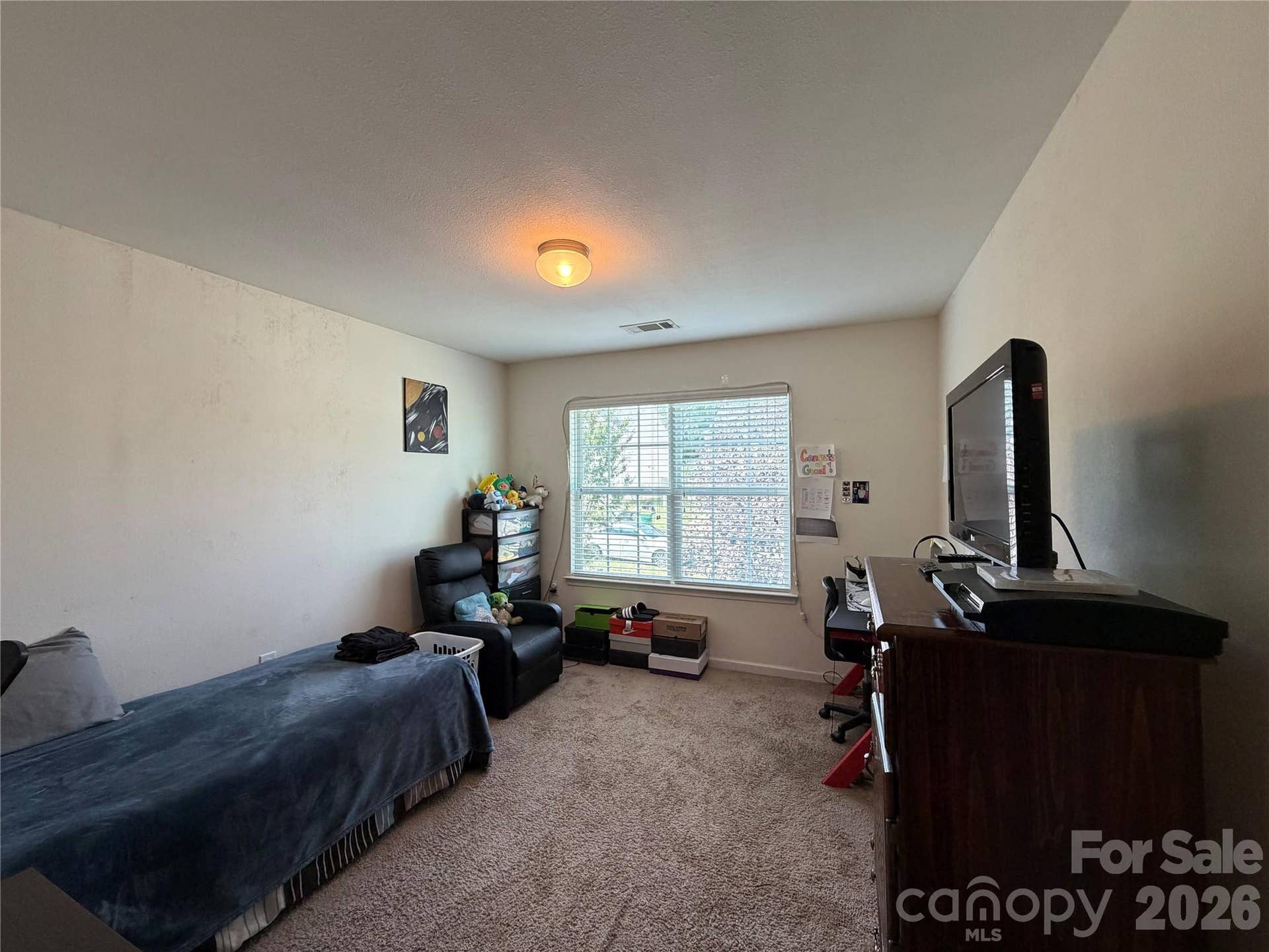 5608 Graypark Drive, Charlotte, NC 28269 5608 Graypark Drive, Charlotte, NC 28269