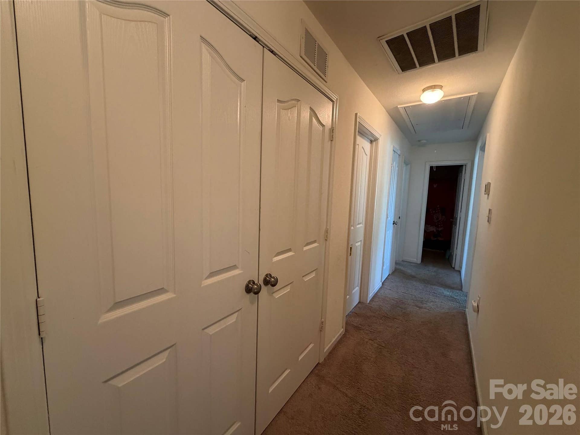 5608 Graypark Drive, Charlotte, NC 28269 5608 Graypark Drive, Charlotte, NC 28269