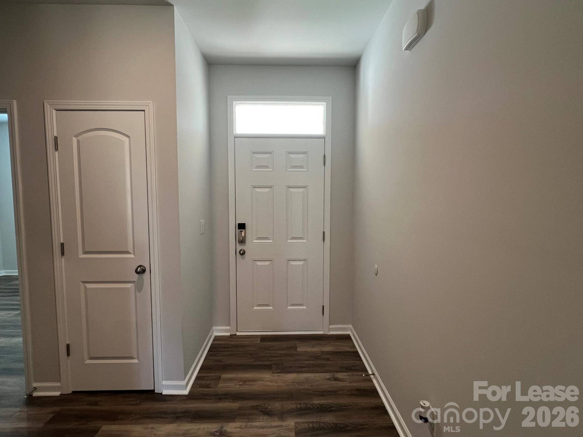 621 High Hill Drive, Monroe, NC 28110 Entryway