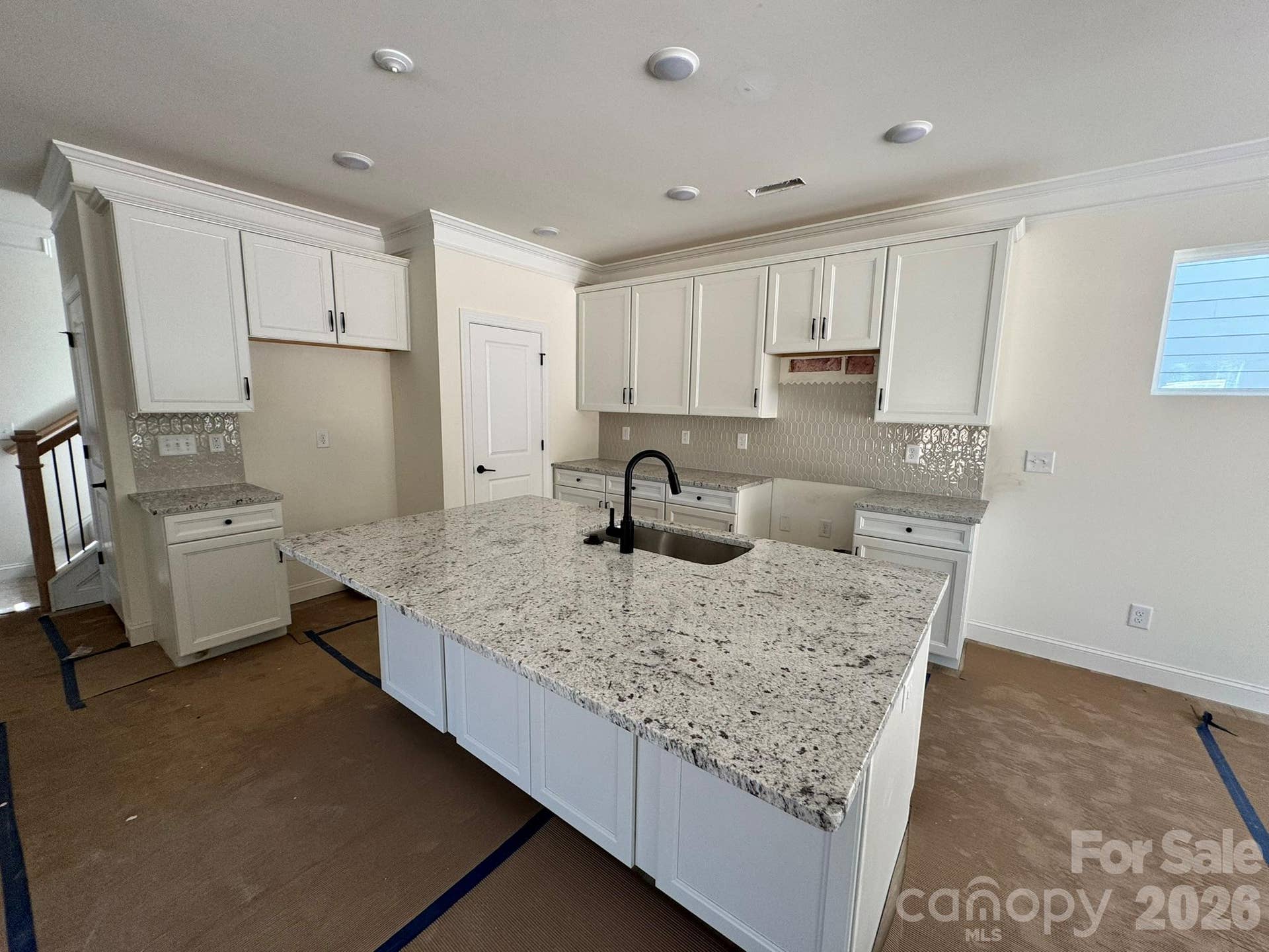 13139 Foxberry Road, Charlotte, NC 28213 Kitchen