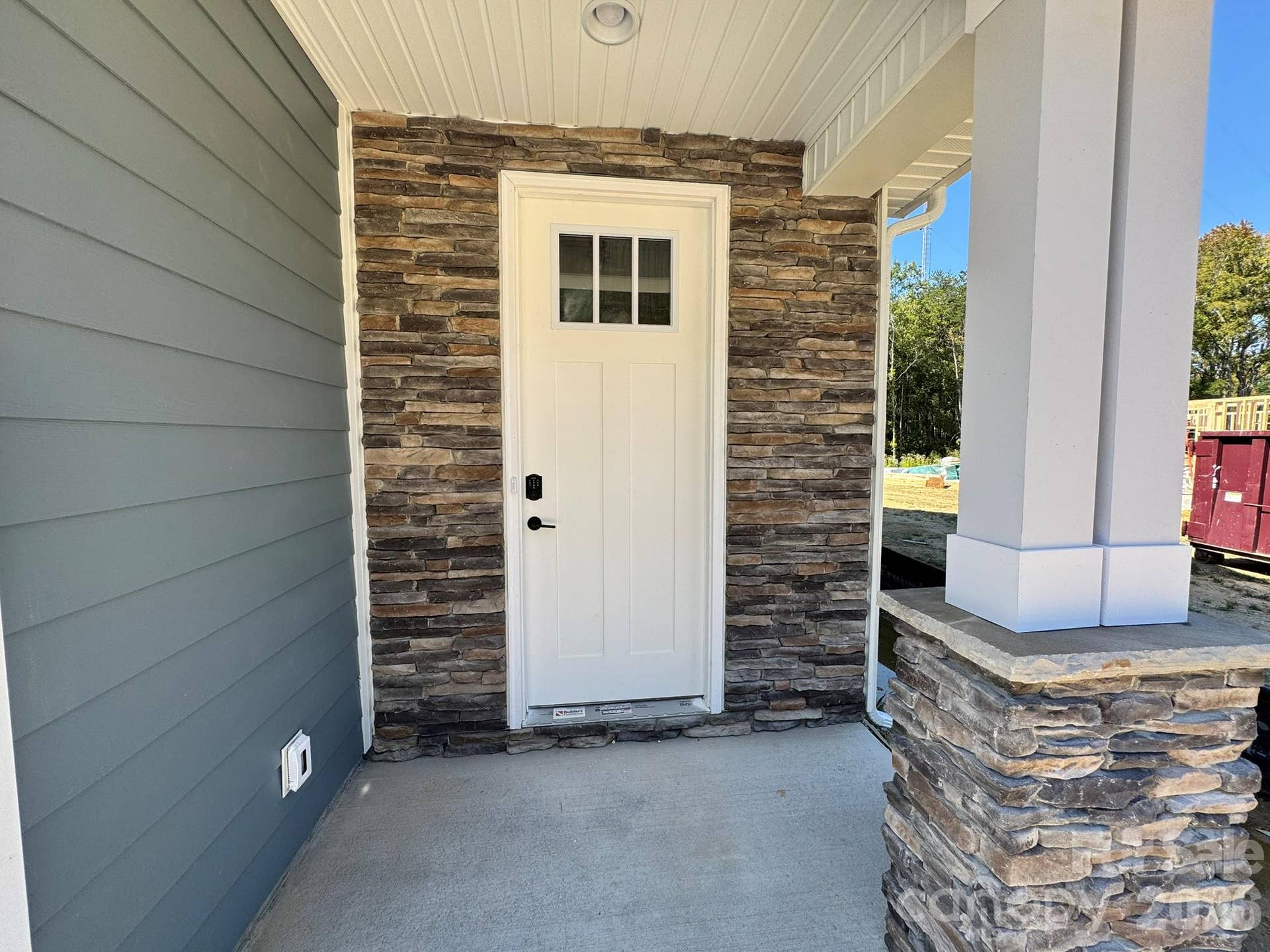 13139 Foxberry Road, Charlotte, NC 28213 Front porch