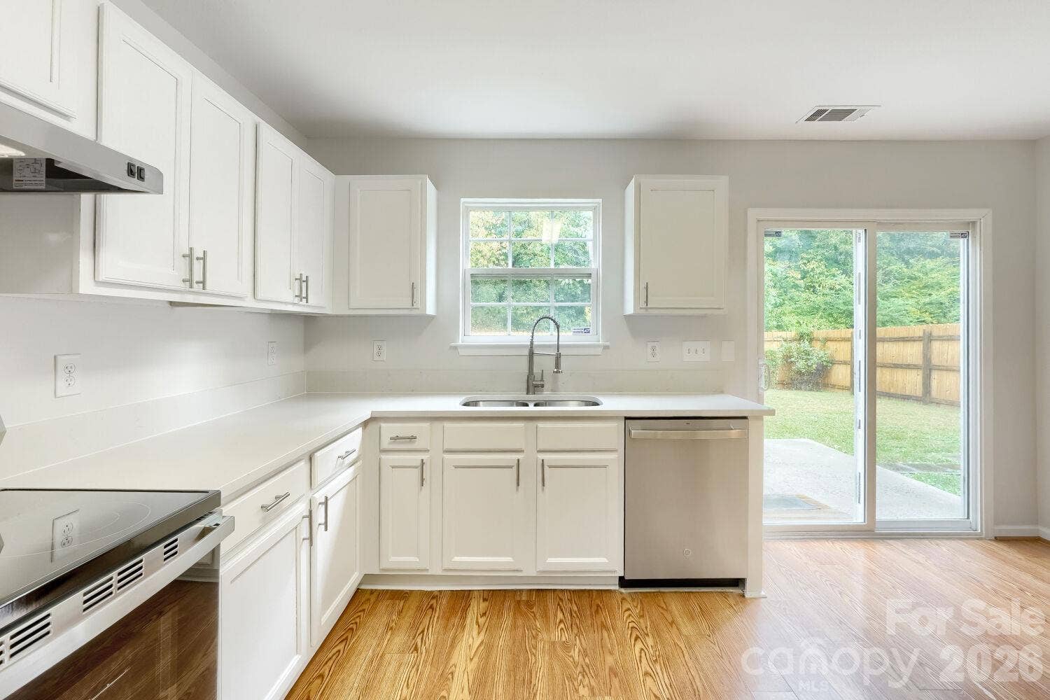 5135 Raspberry Knoll Drive, Charlotte, NC 28208