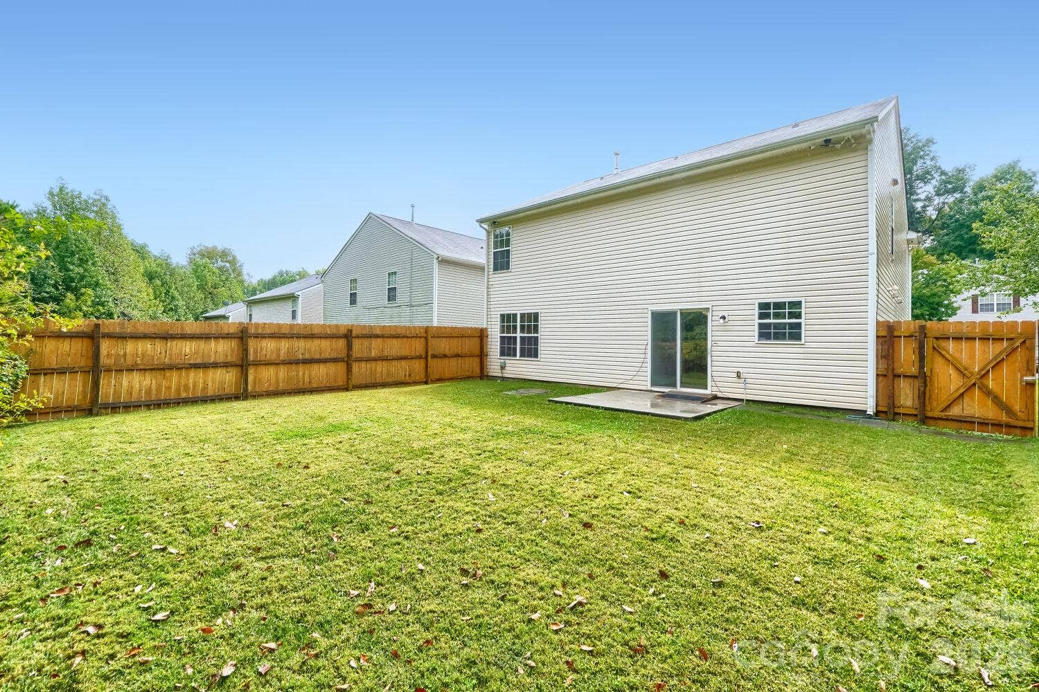 5135 Raspberry Knoll Drive, Charlotte, NC 28208