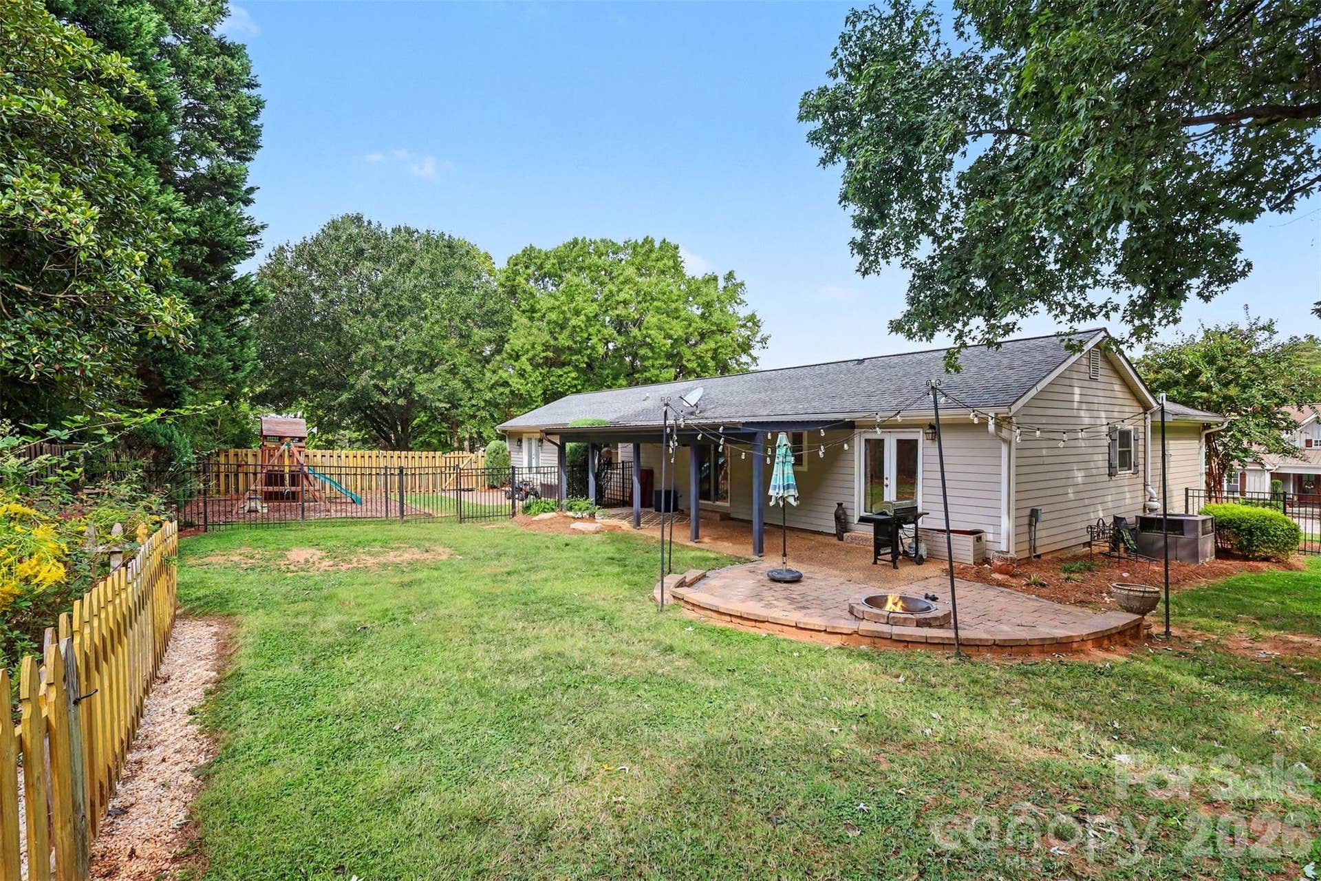 21334 Sandy Cove Road, Cornelius, NC 28031