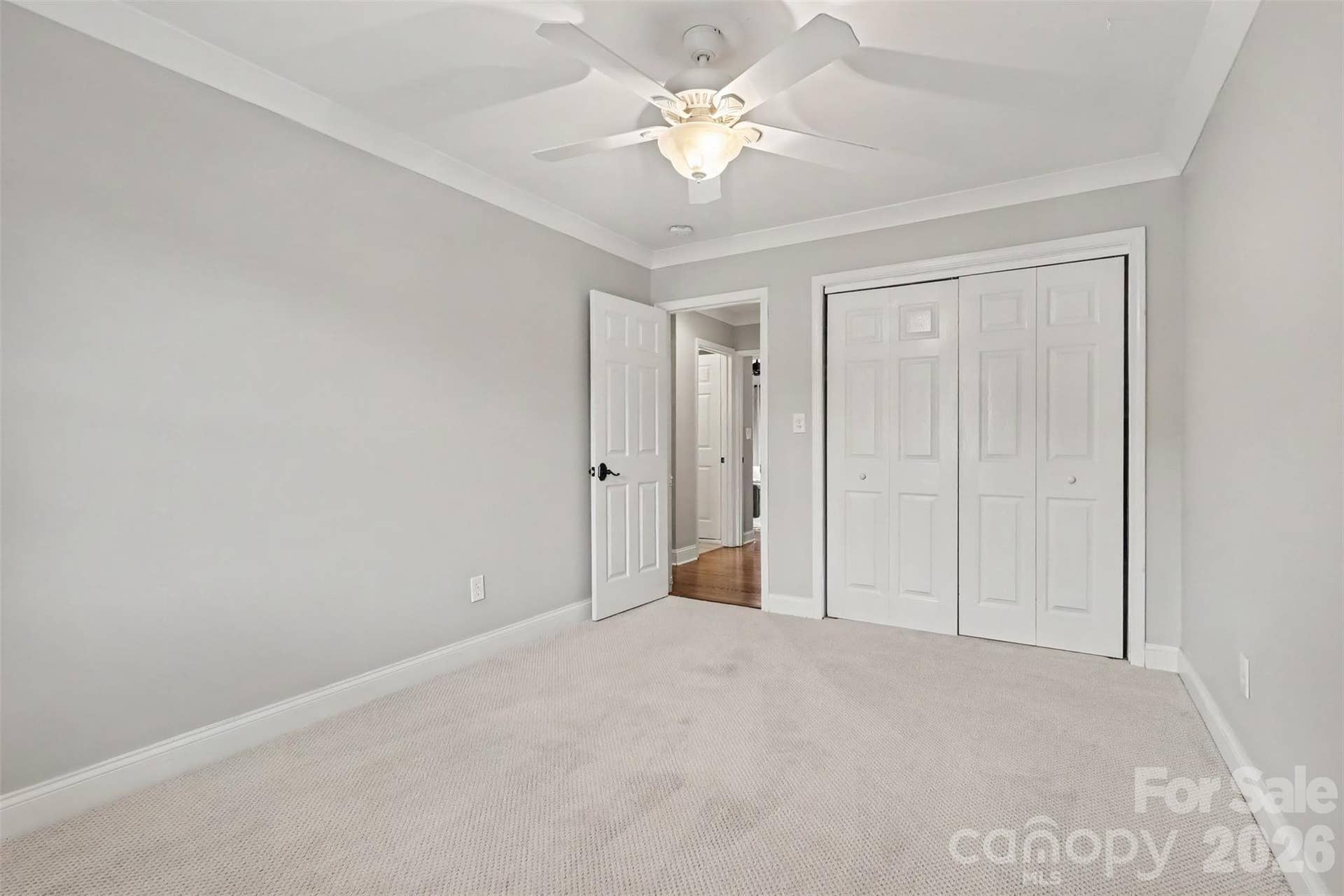 secondary bedroom
