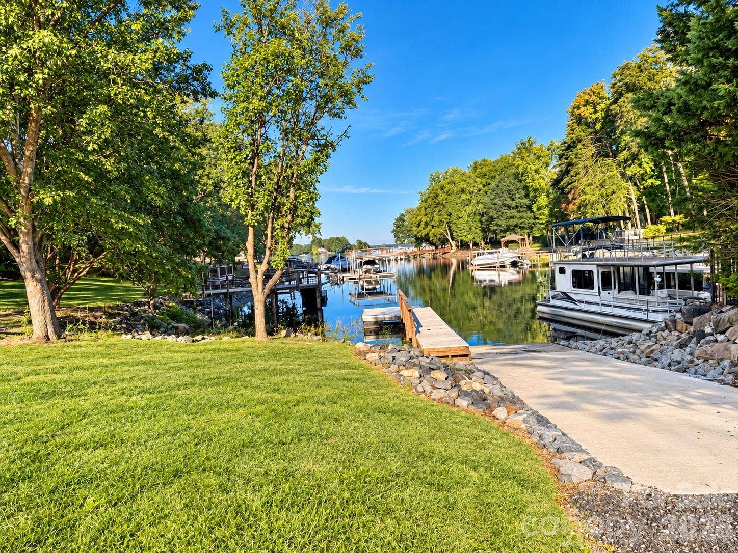 Community Boat Ramp Directly Across the street