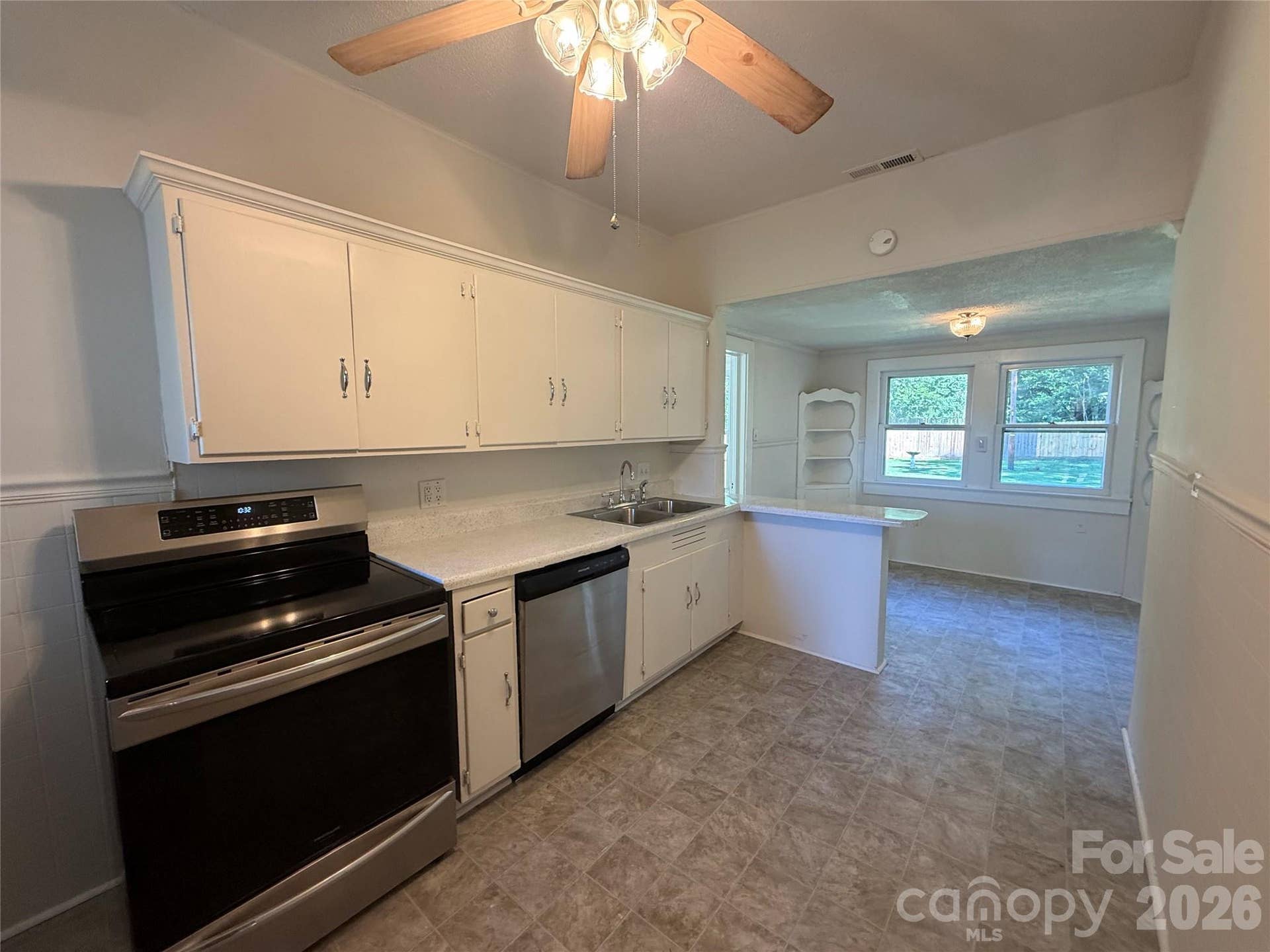 208 Pressly Street, Clover, SC 29710