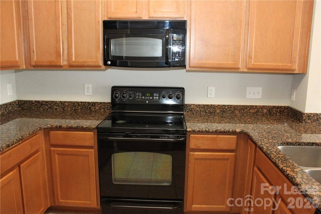 2034 Ayrsley Town Boulevard, #B, Charlotte, NC 28273 2034 Ayrsley Town Boulevard, #B, Charlotte, NC 28273