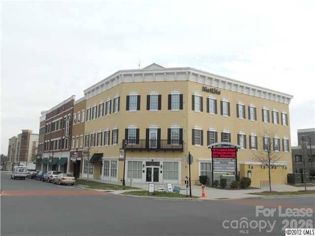 2034 Ayrsley Town Boulevard, #B, Charlotte, NC 28273 2034 Ayrsley Town Boulevard, #B, Charlotte, NC 28273
