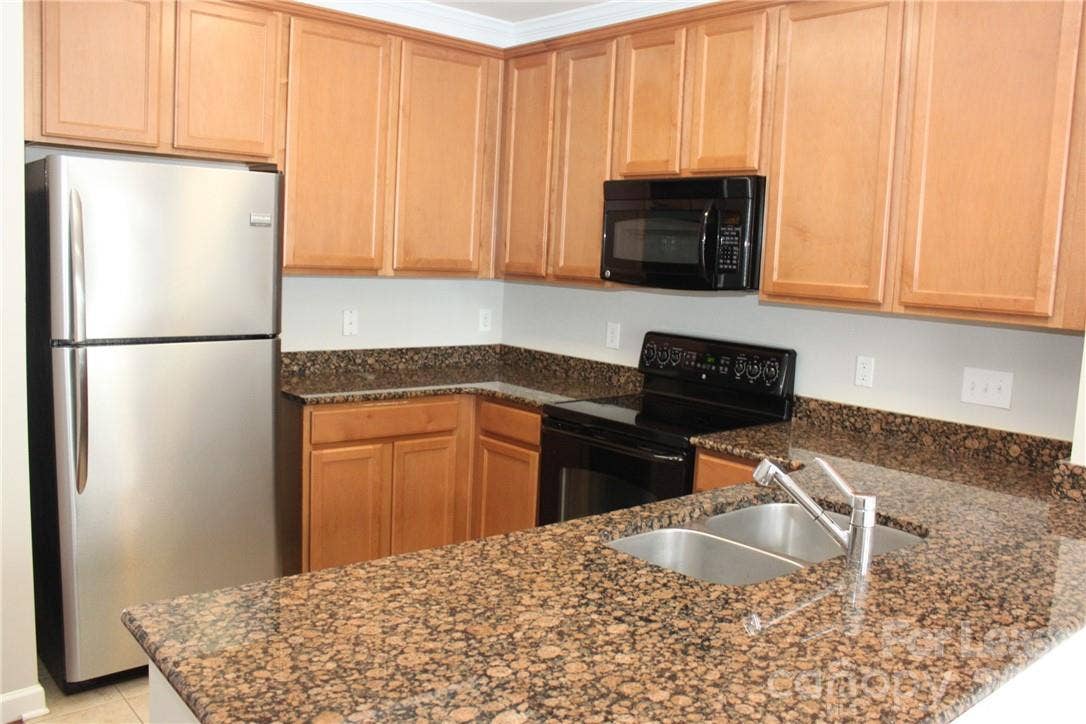 2034 Ayrsley Town Boulevard, #B, Charlotte, NC 28273 2034 Ayrsley Town Boulevard, #B, Charlotte, NC 28273