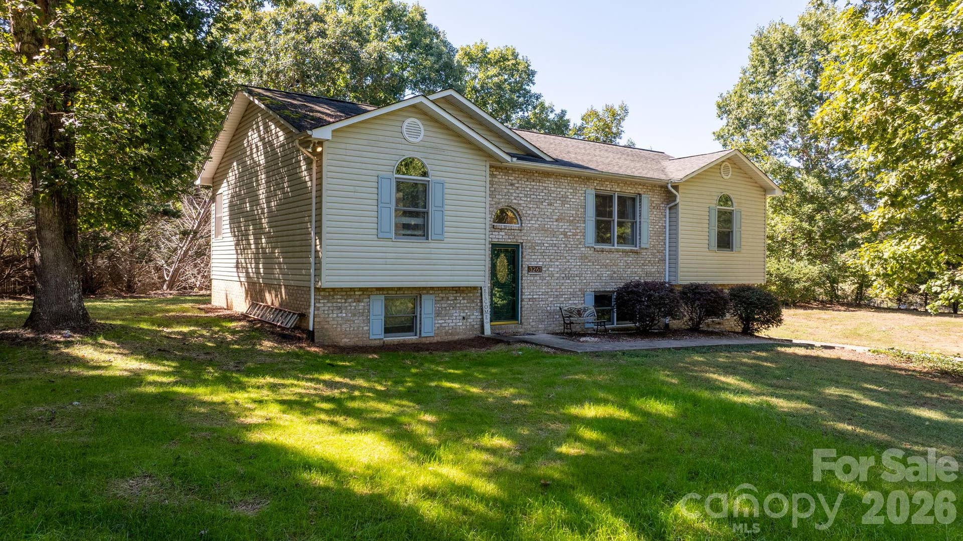 3261 Washington Way, Hudson, NC 28638