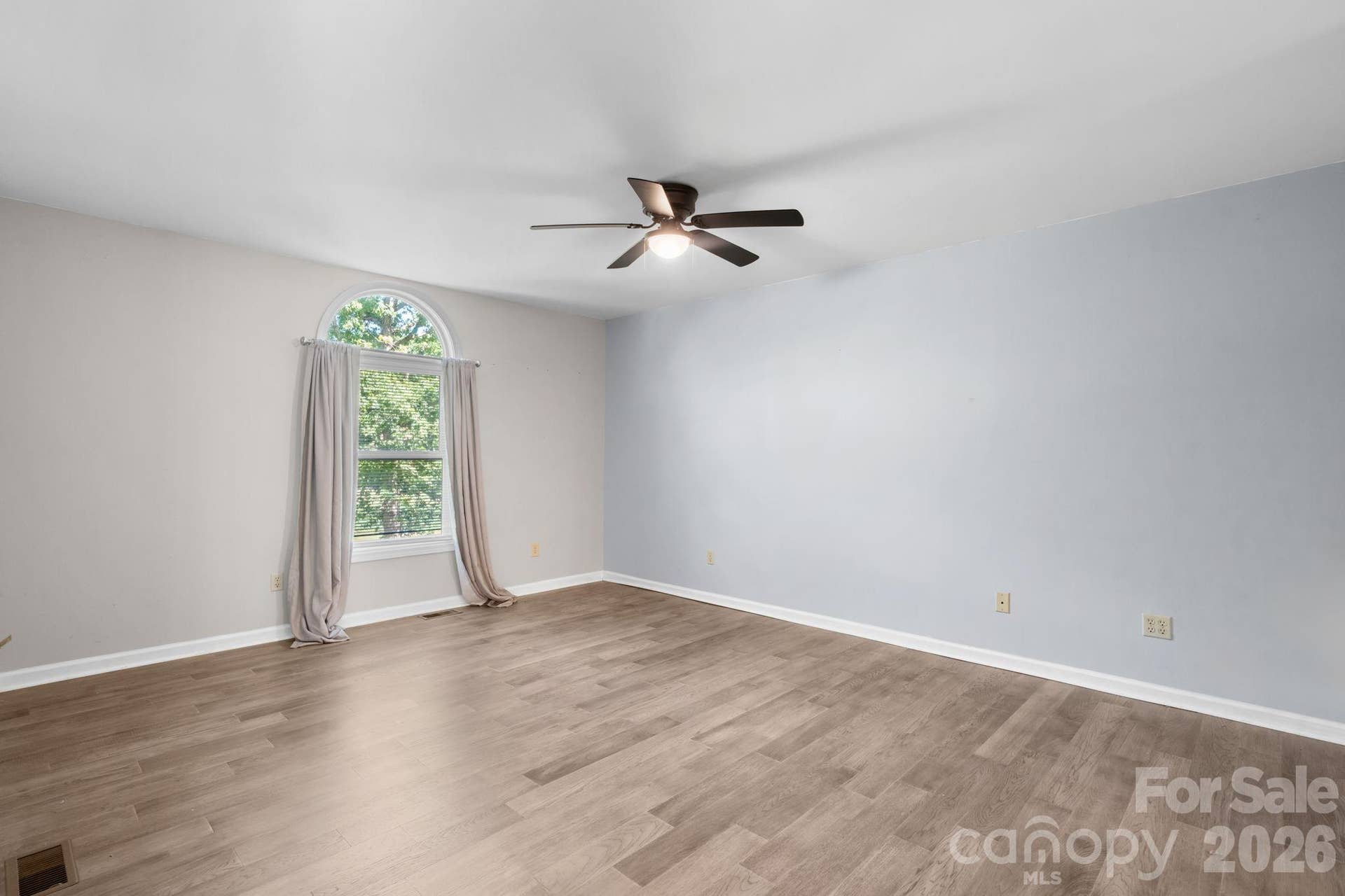 3261 Washington Way, Hudson, NC 28638