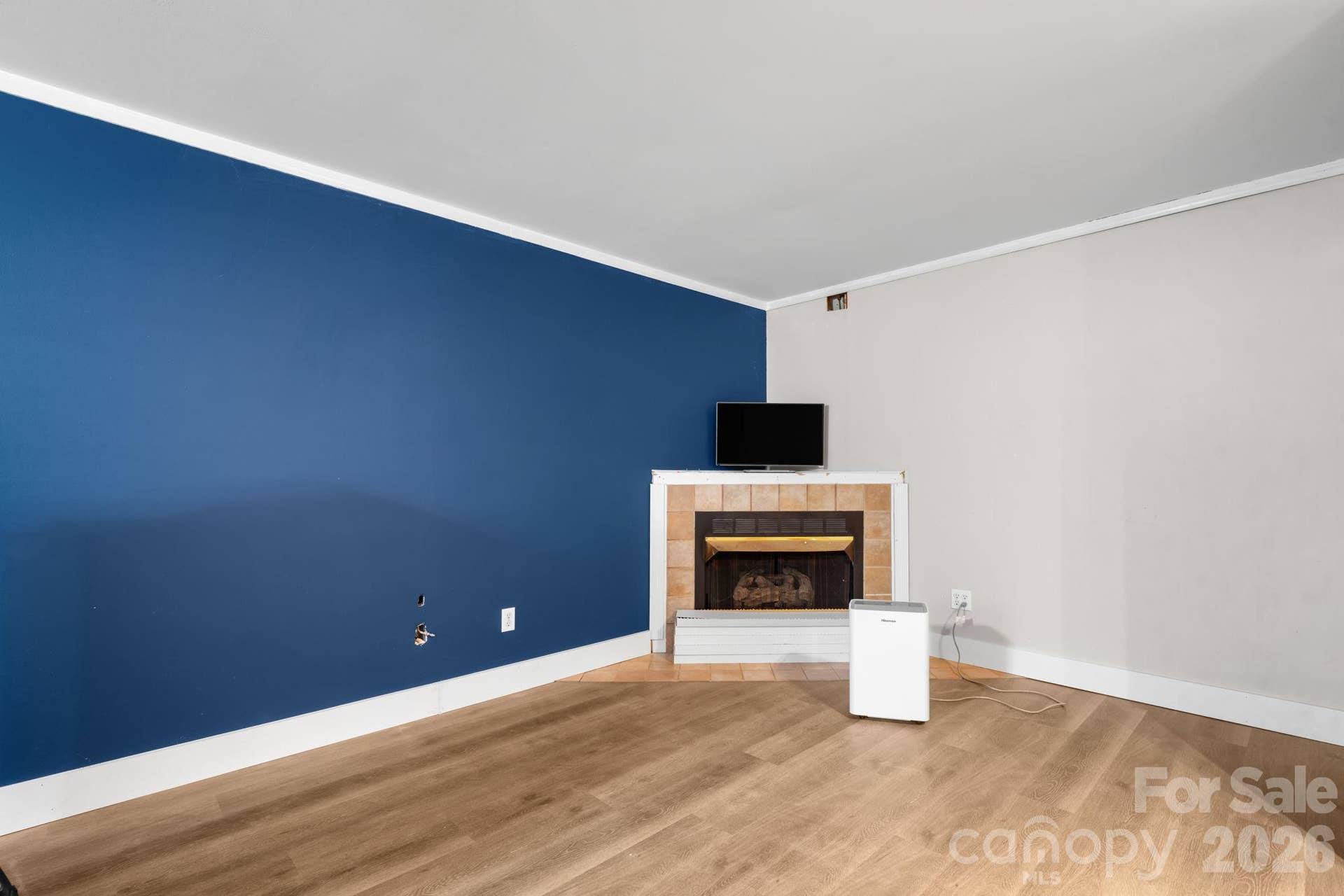 3261 Washington Way, Hudson, NC 28638