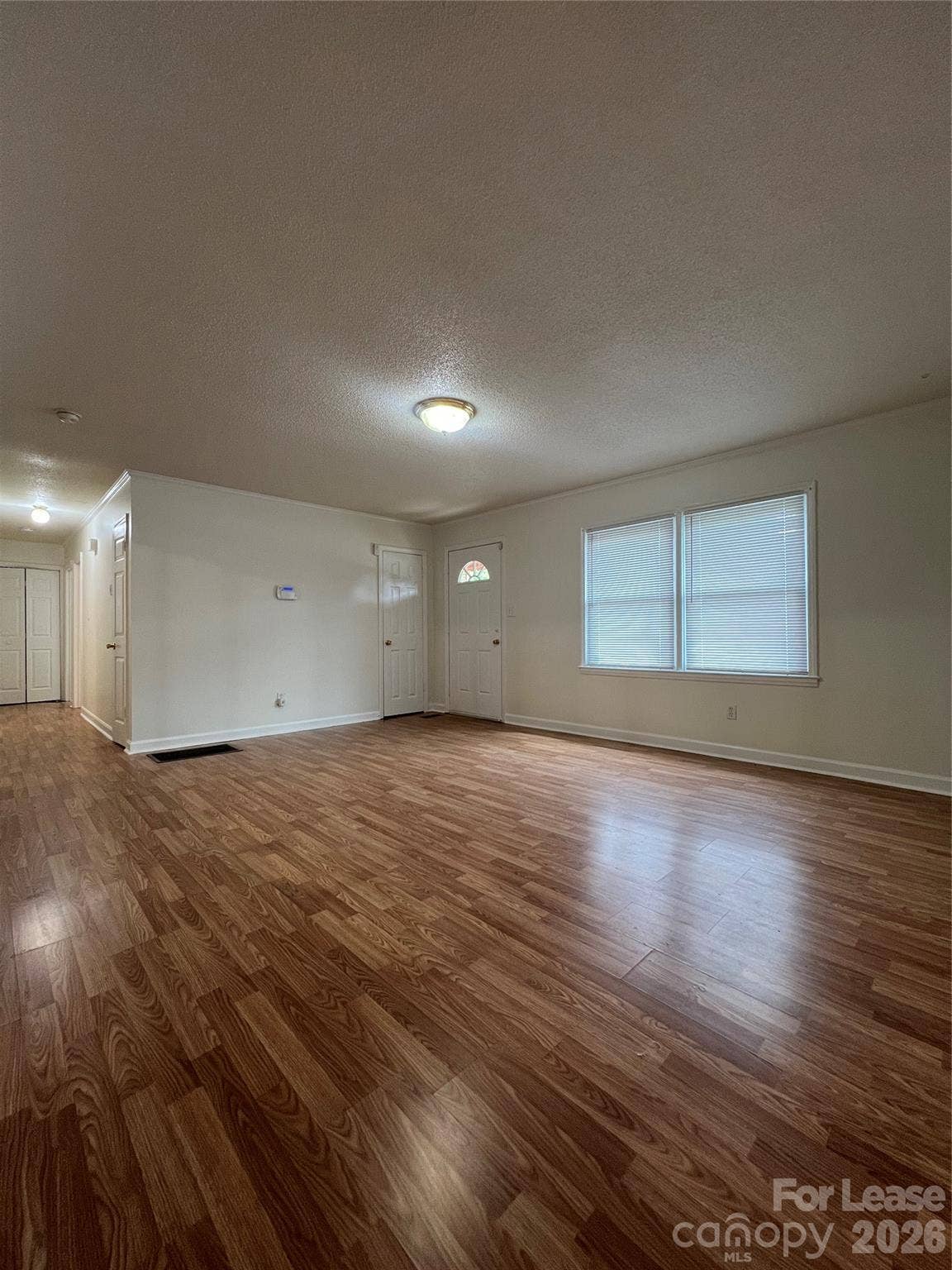 305 Briarwood Circle, Dallas, NC 28034 305 Briarwood Circle, Dallas, NC 28034