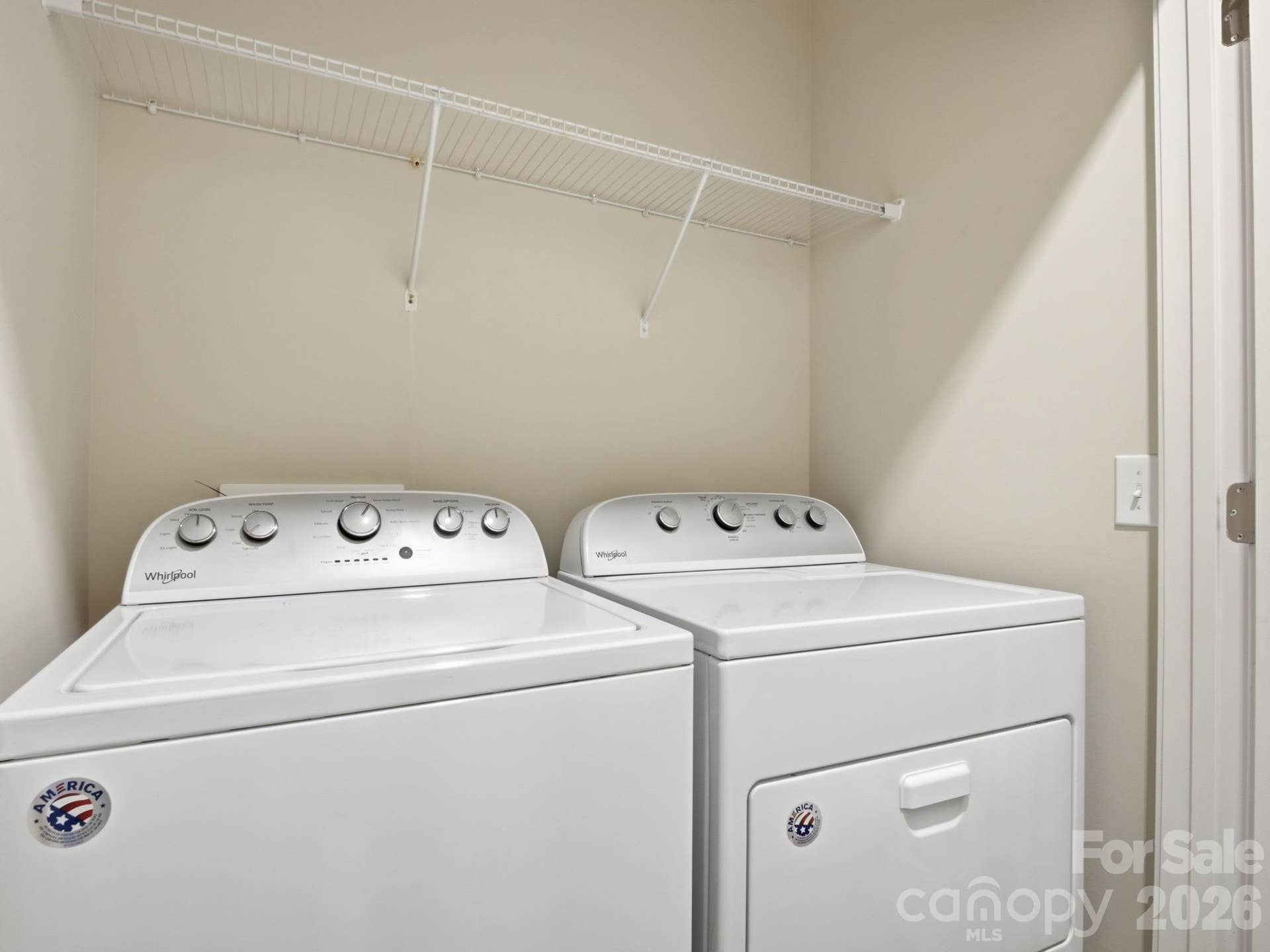 1038 Doveridge Street, Charlotte, NC 28273 Upper level laundry