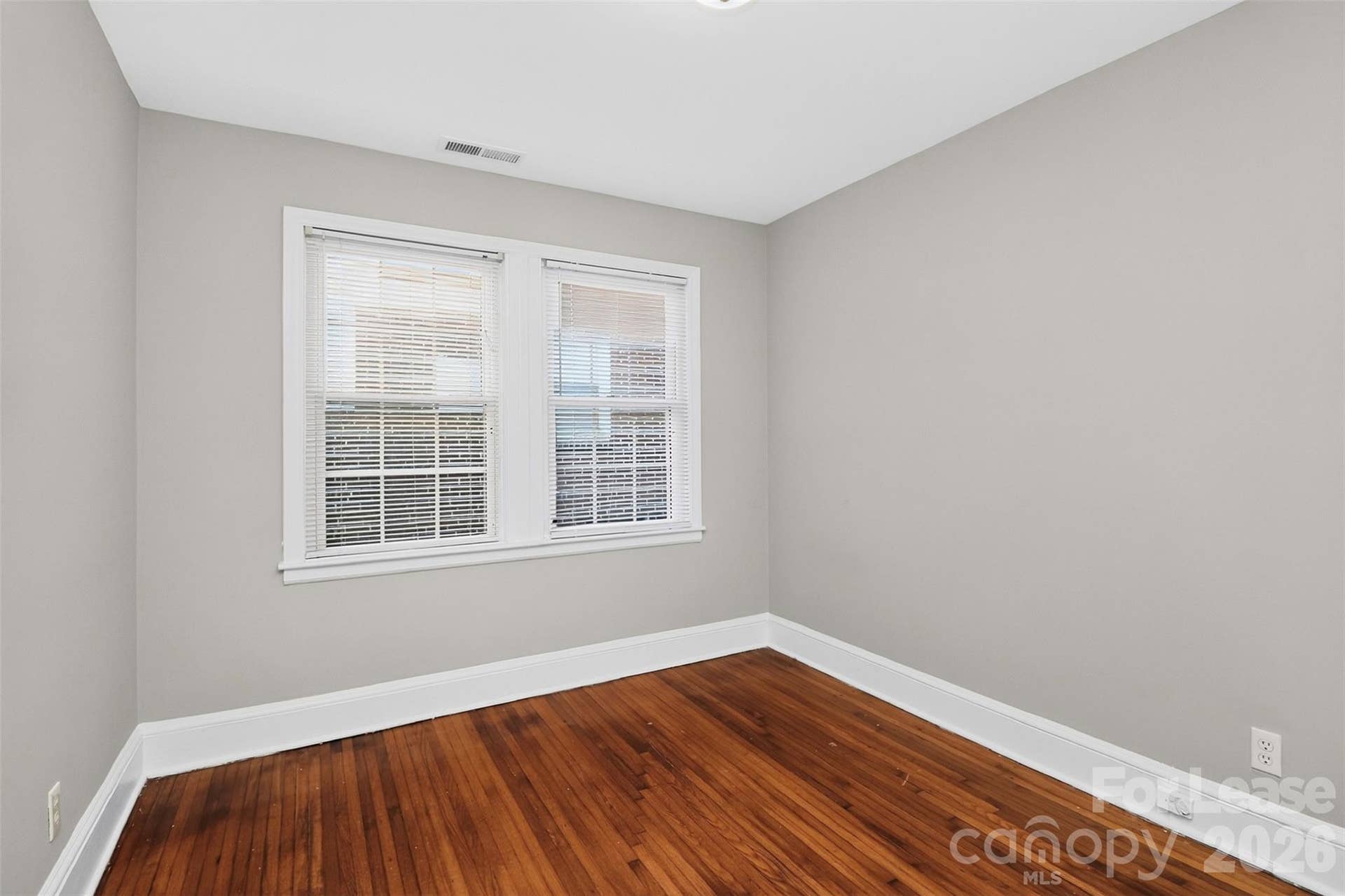 1908 Woodcrest Avenue, Charlotte, NC 28203 1908 Woodcrest Avenue, Charlotte, NC 28203