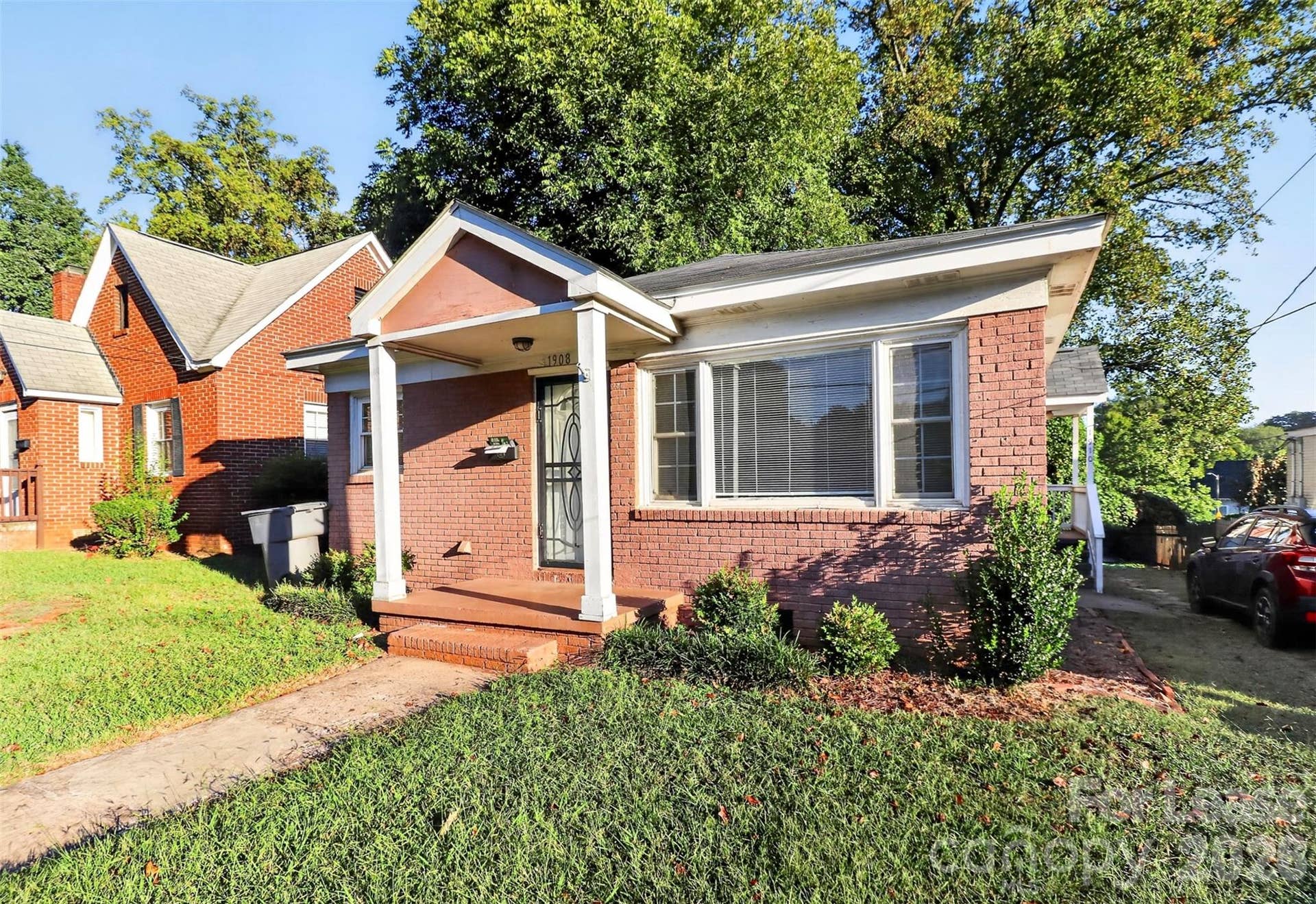 1908 Woodcrest Avenue, Charlotte, NC 28203 1908 Woodcrest Avenue, Charlotte, NC 28203