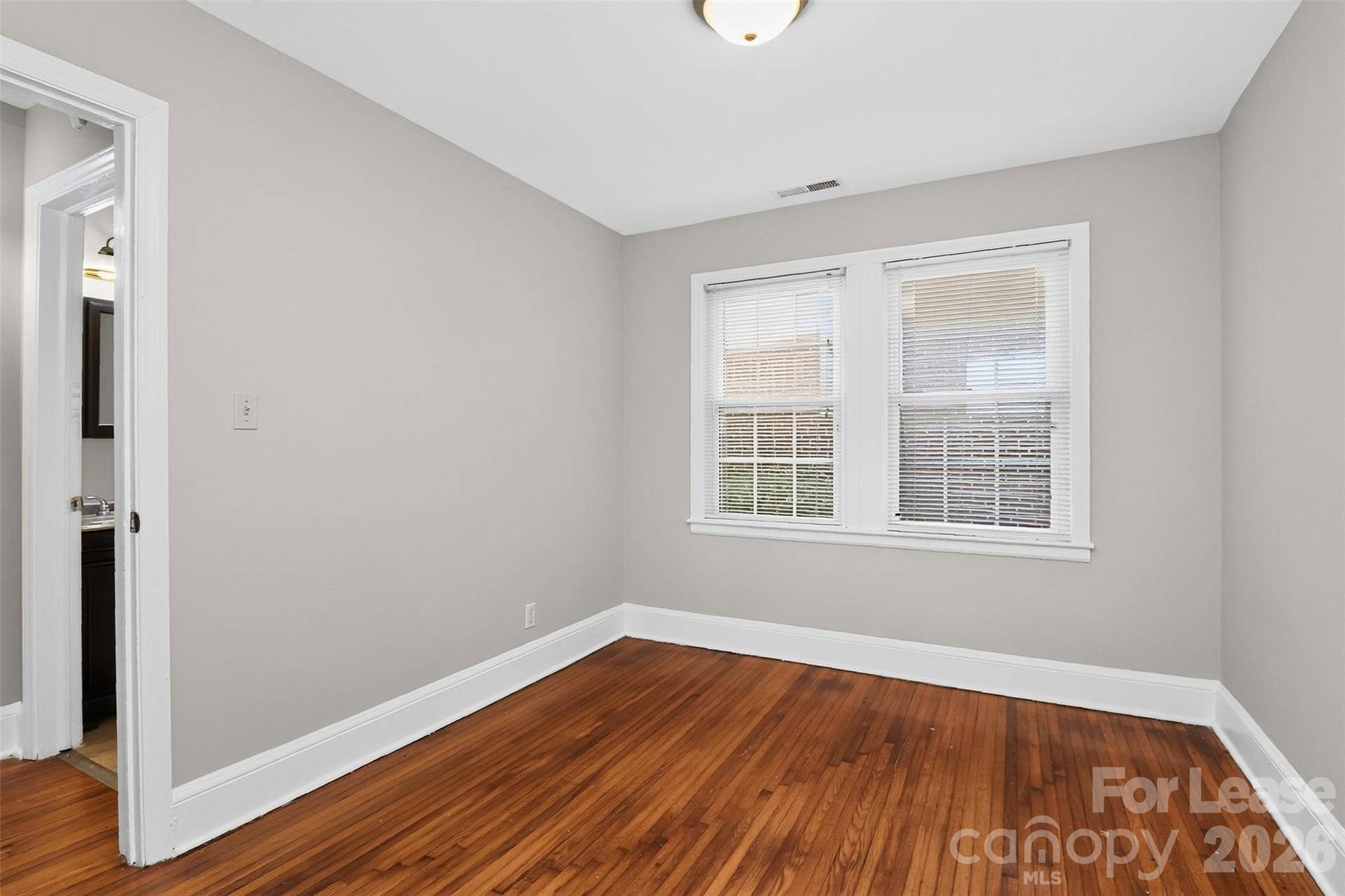 1908 Woodcrest Avenue, Charlotte, NC 28203 1908 Woodcrest Avenue, Charlotte, NC 28203