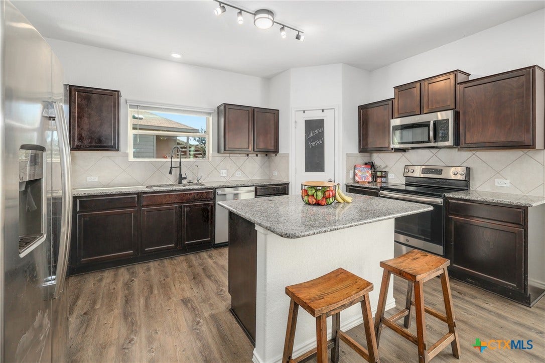735 Circle Way, Jarrell, TX 76537 735 Circle Way, Jarrell, TX 76537