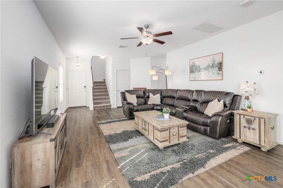 735 Circle Way, Jarrell, TX 76537 735 Circle Way, Jarrell, TX 76537
