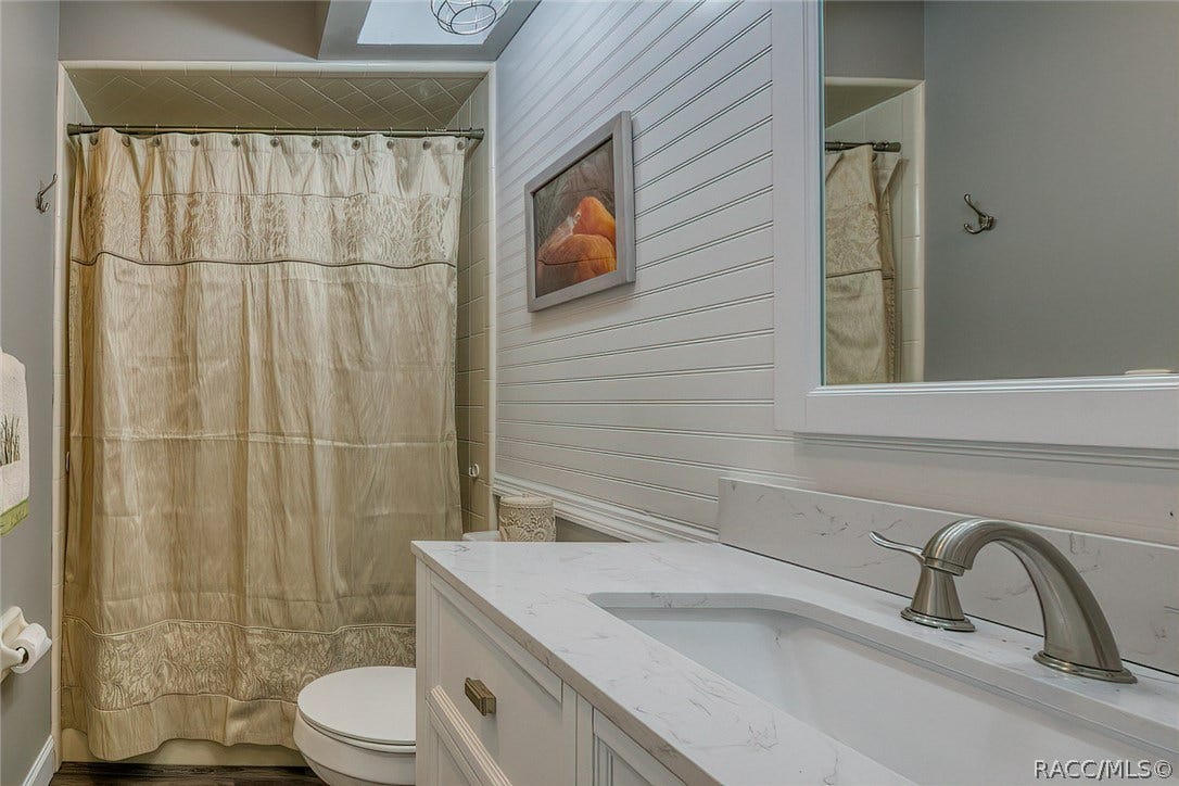 23 Dogwood Drive, Homosassa, FL 34446 Queen Bath with tub/shower combo. New high rise toilet.