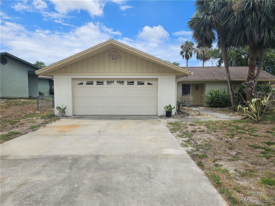 Property photo for 11684 W Sunnybrook Court, Crystal River, FL