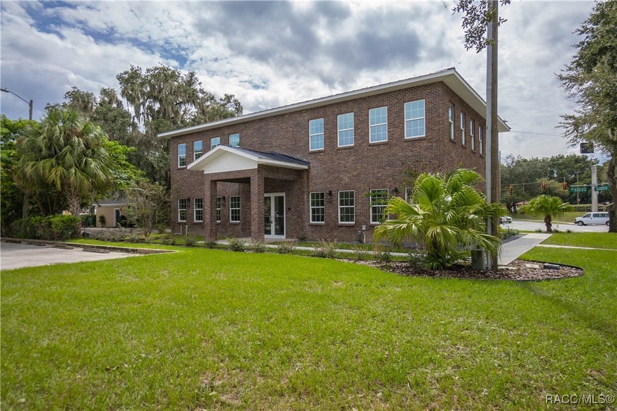 Property photo for 101 Courthouse Square, Inverness, FL