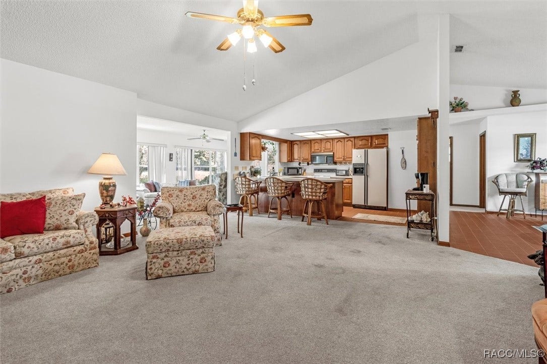 10025 Kimbrough Drive, Brooksville, FL 34601