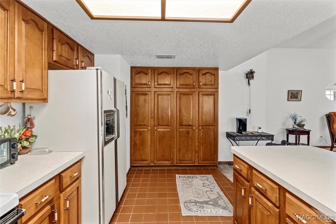 10025 Kimbrough Drive, Brooksville, FL 34601