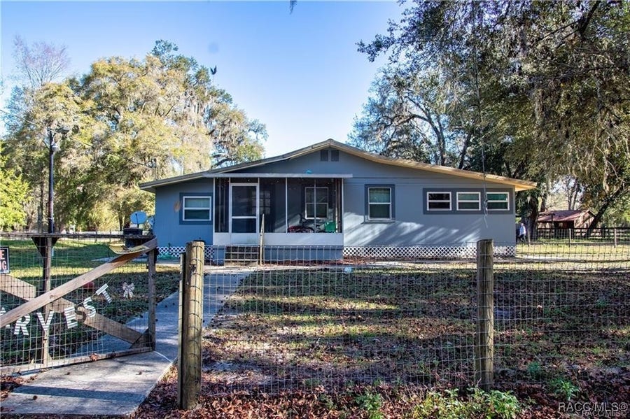 Property photo for 7545 S Old Oaks Drive, Floral City, FL