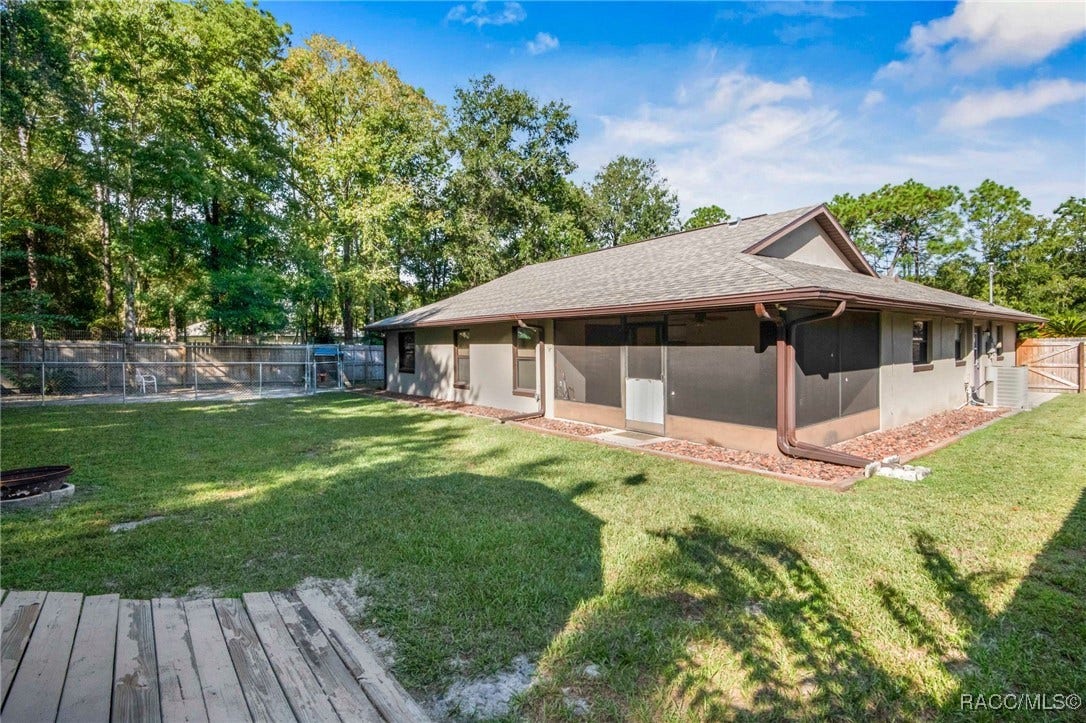 9161 N Bertin Drive, Citrus Springs, FL 34434