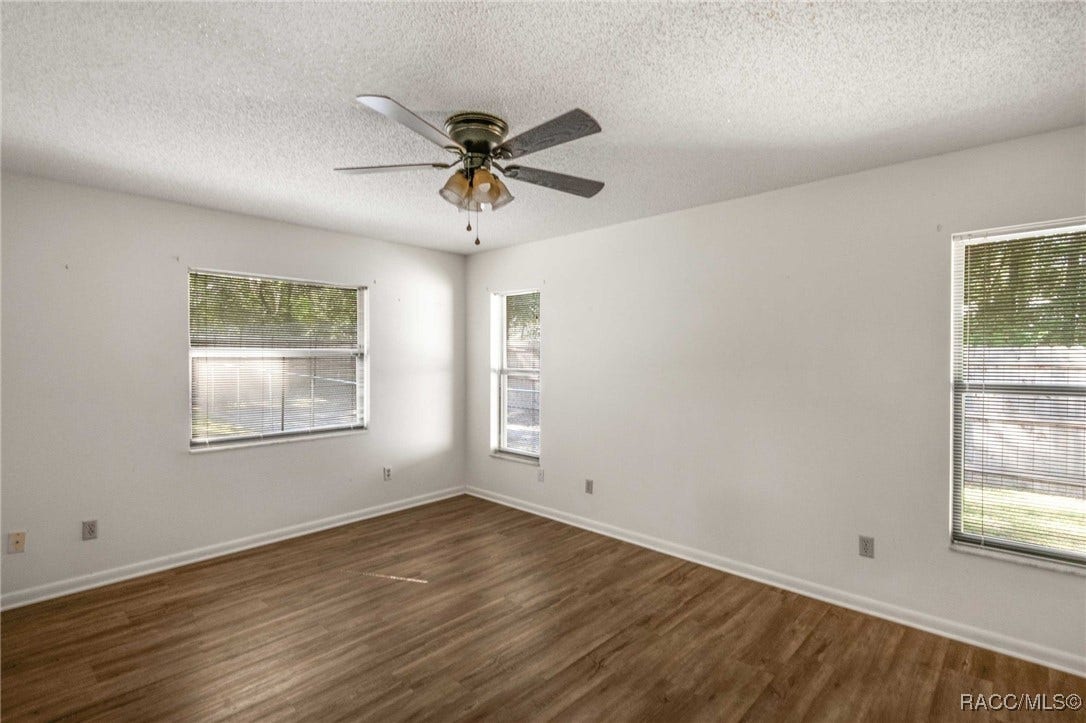 9161 N Bertin Drive, Citrus Springs, FL 34434