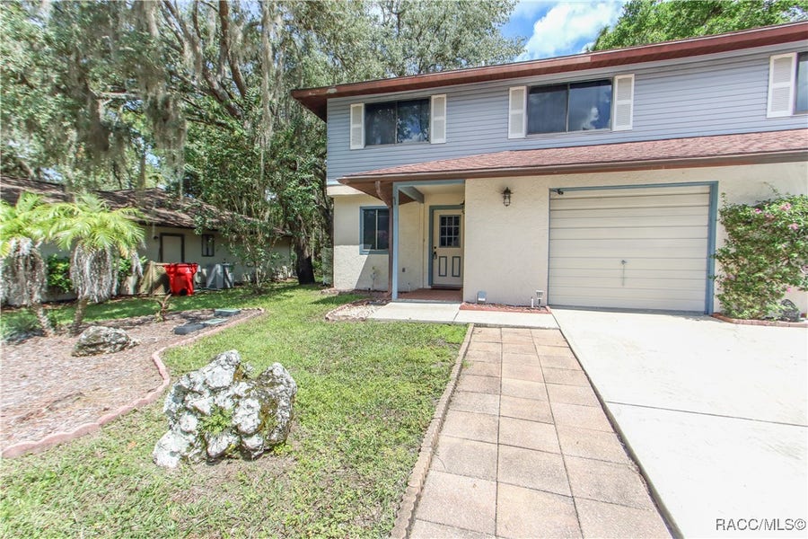 Property photo for 7 Moser Court N, Homosassa, FL