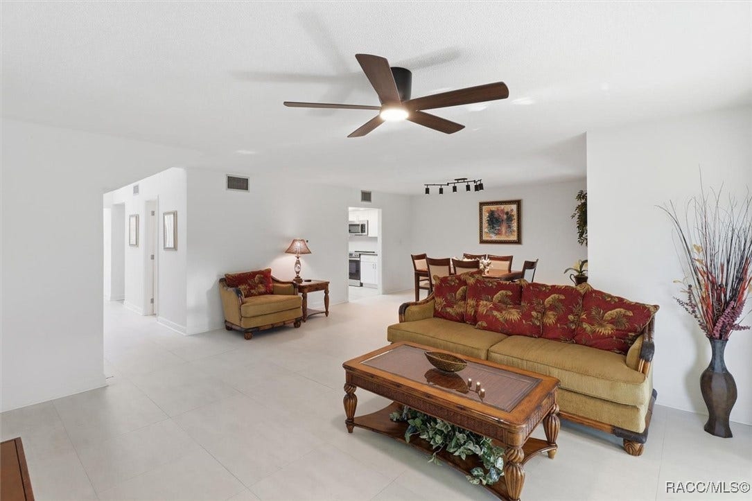 11328 W Bayshore Drive, Crystal River, FL 34429 11328 W Bayshore Drive, Crystal River, FL 34429