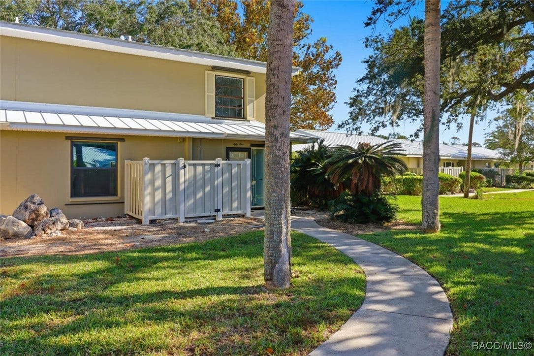 11328 W Bayshore Drive, Crystal River, FL 34429 11328 W Bayshore Drive, Crystal River, FL 34429