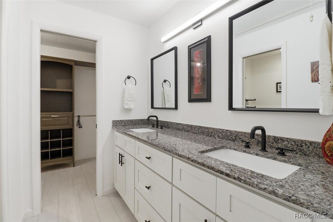 11328 W Bayshore Drive, Crystal River, FL 34429 11328 W Bayshore Drive, Crystal River, FL 34429
