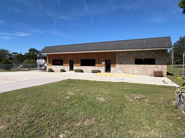 Property photo for 2211 E Norvell Bryant Highway, Hernando, FL