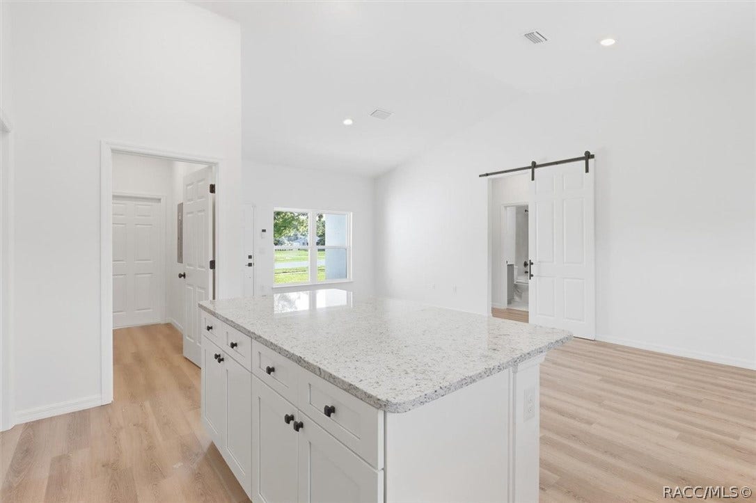 9410 N Milam Way, Citrus Springs, FL 34434