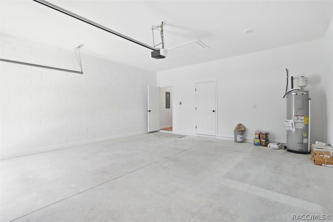 9410 N Milam Way, Citrus Springs, FL 34434