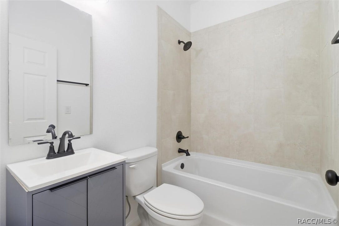 9410 N Milam Way, Citrus Springs, FL 34434