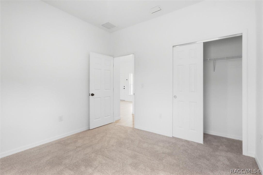 9410 N Milam Way, Citrus Springs, FL 34434
