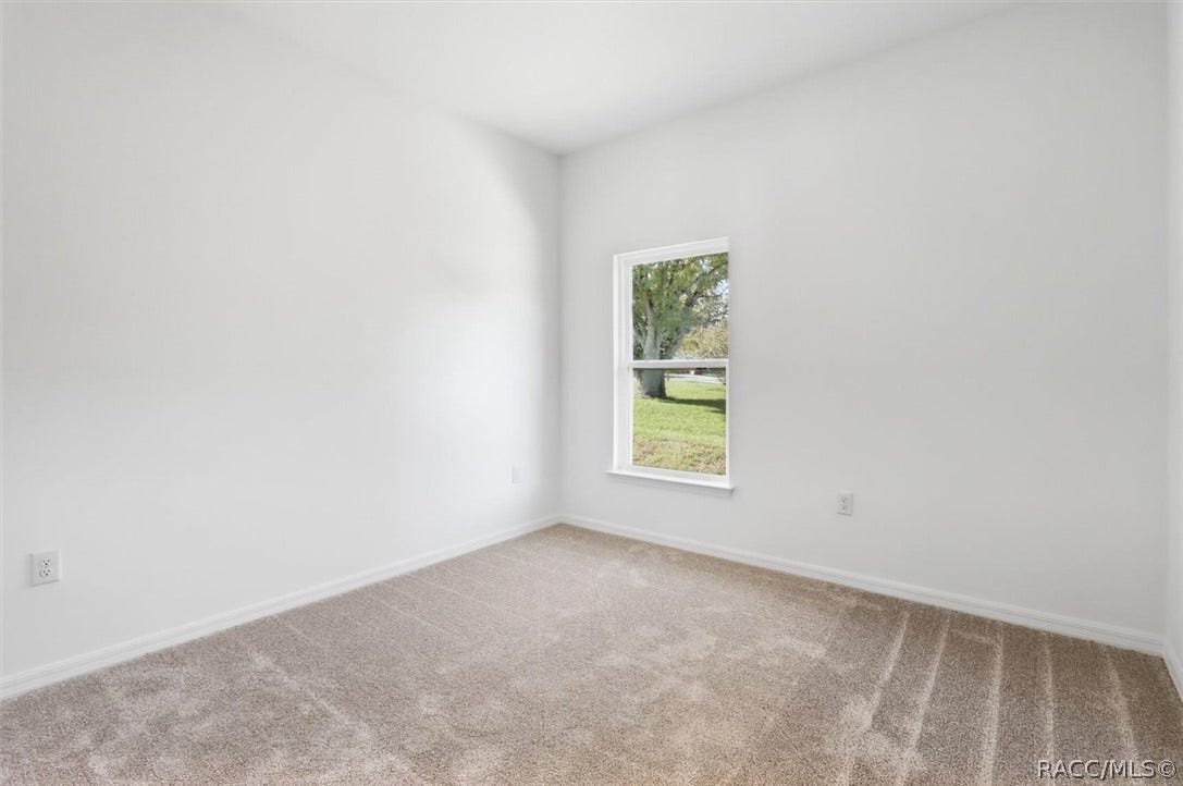 9410 N Milam Way, Citrus Springs, FL 34434