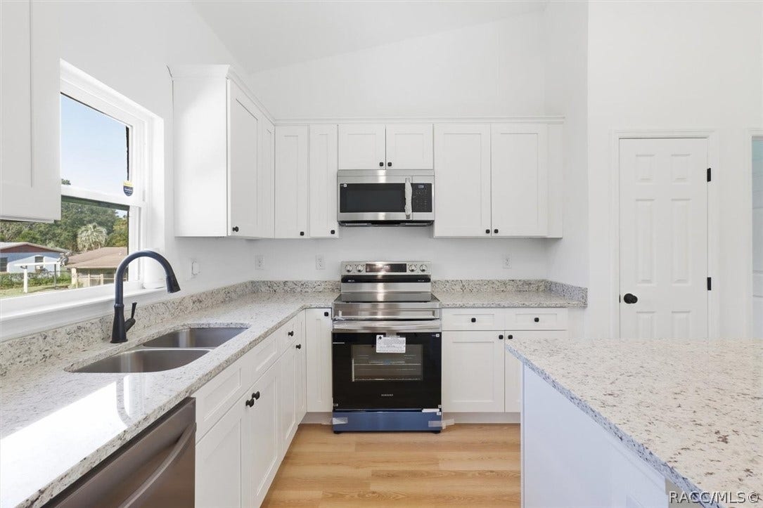9410 N Milam Way, Citrus Springs, FL 34434
