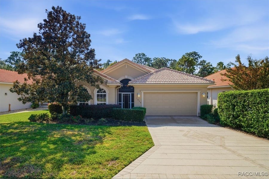 Property photo for 1650 W Laurel Glen Path, Hernando, FL