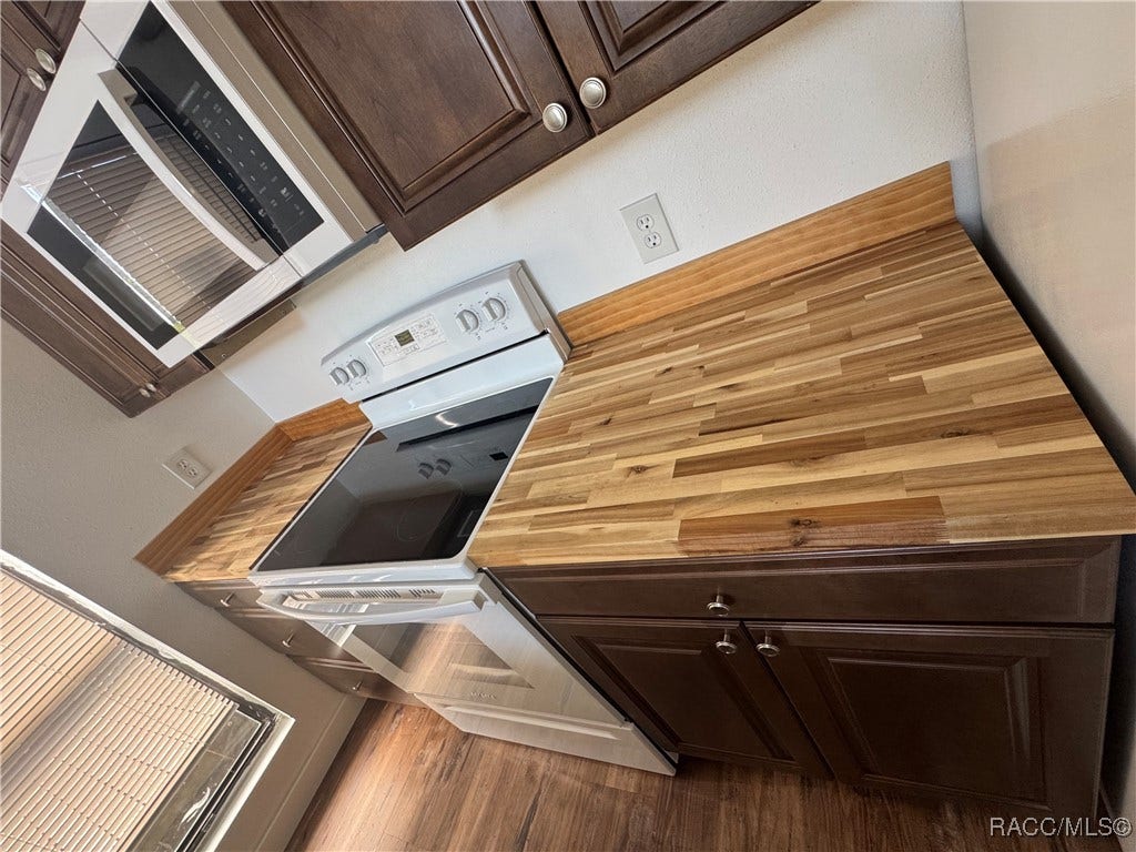 2649 N Seabreeze Point S, Crystal River, FL 34429 2649 N Seabreeze Point S, Crystal River, FL 34429