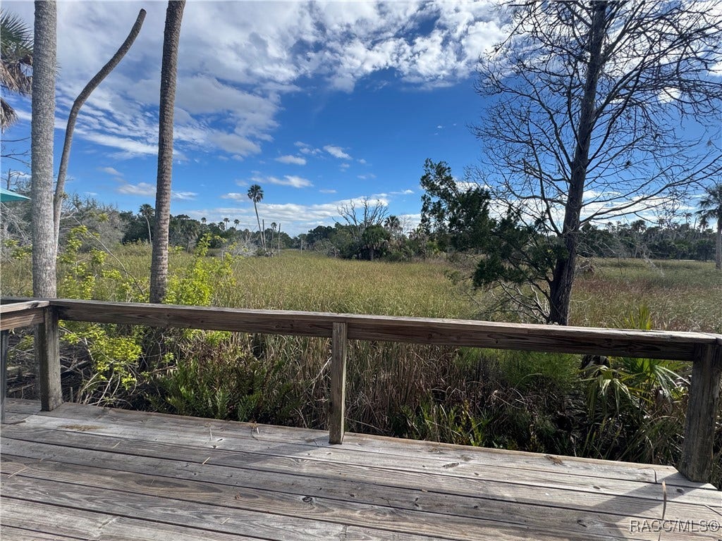 2649 N Seabreeze Point S, Crystal River, FL 34429 2649 N Seabreeze Point S, Crystal River, FL 34429