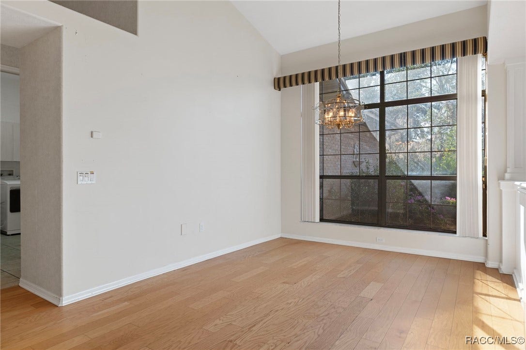 3135 N Buckhorn Drive, Beverly Hills, FL 34465